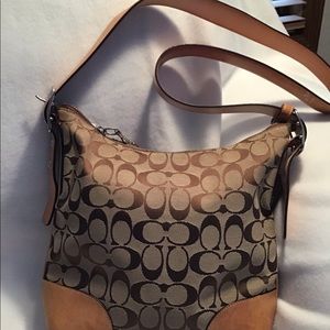 Canvas signature handbag